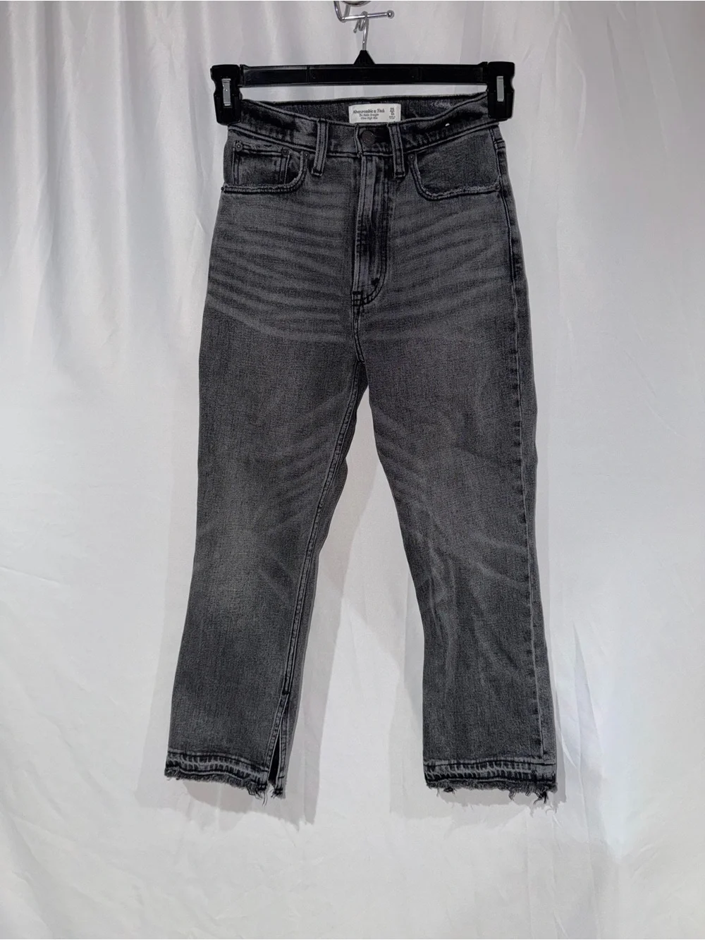 Abercrombie & Fitch Jeans Straight Leg Raw Hem High Rise Faded Charcoal Black 25